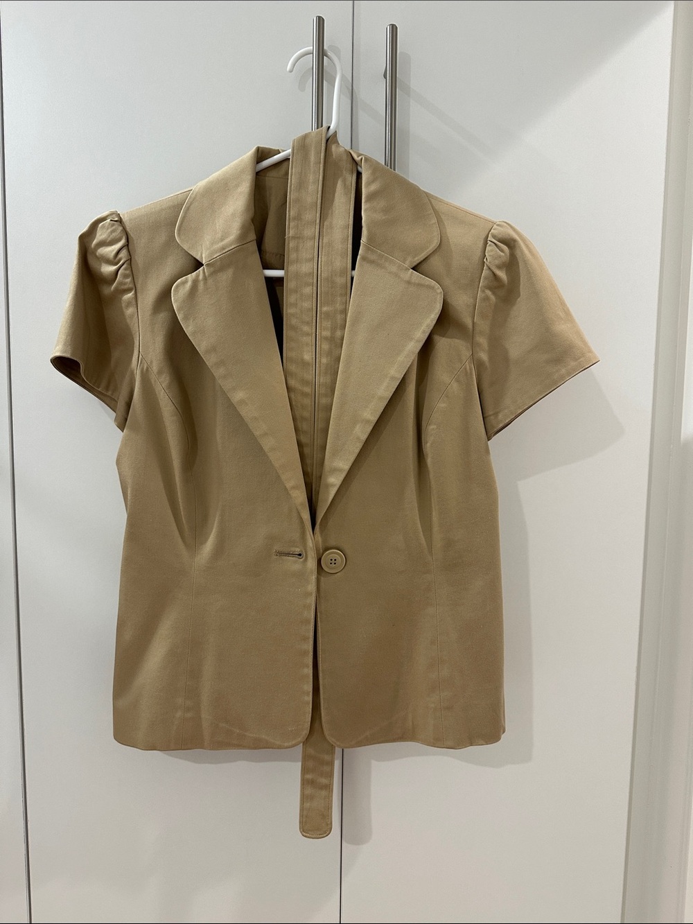 Tan Short-Sleeve Blazer Jacket